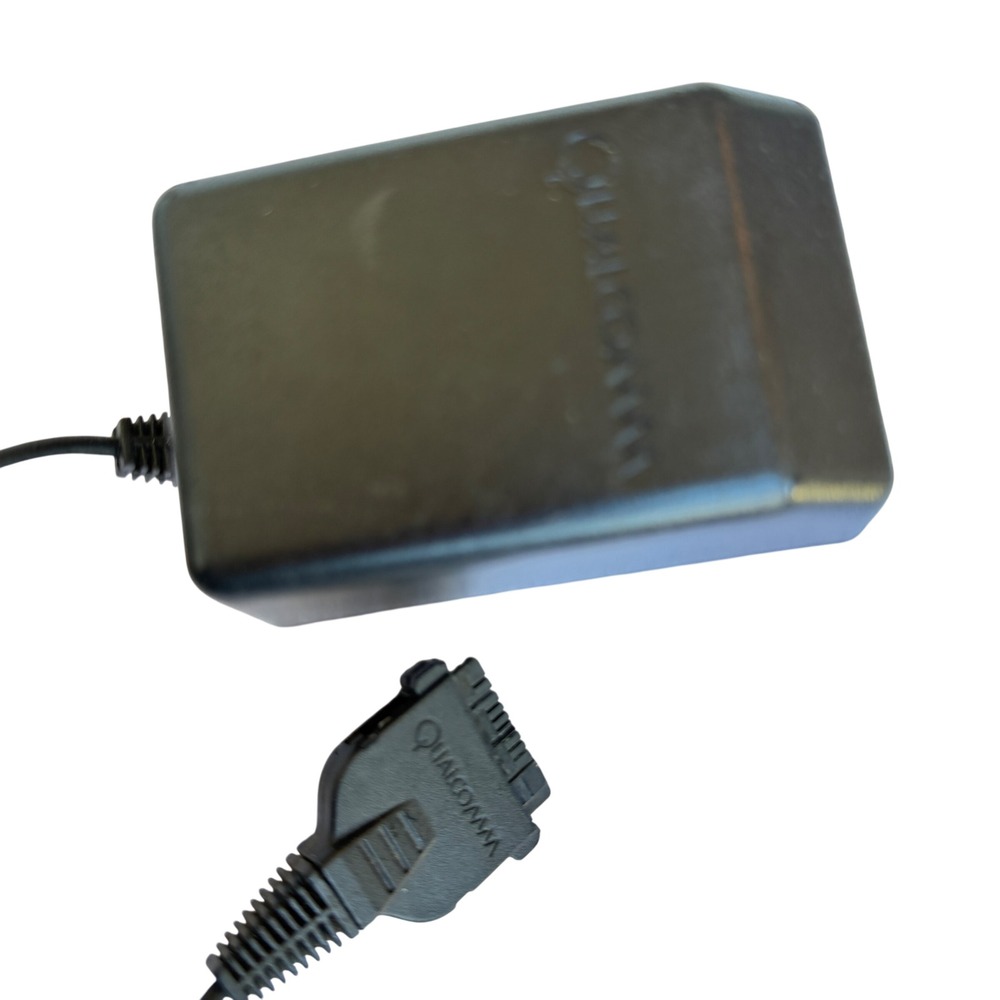 Qualcomm TXACA031 AC Adapter Wall Charger 4.1V 550mA Vintage Black Proprietary